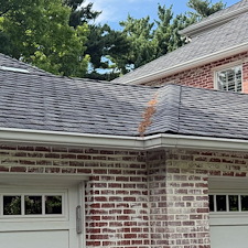 5Star-Gutter-Cleaning-in-Omahas-Fairacres-Neighborhood 1