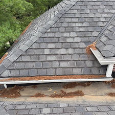 5Star-Gutter-Cleaning-in-Omahas-Fairacres-Neighborhood 0
