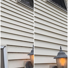 Bellevue-House-Wash-Another-5-Star-Frontline-Home-Services-Transformation 1